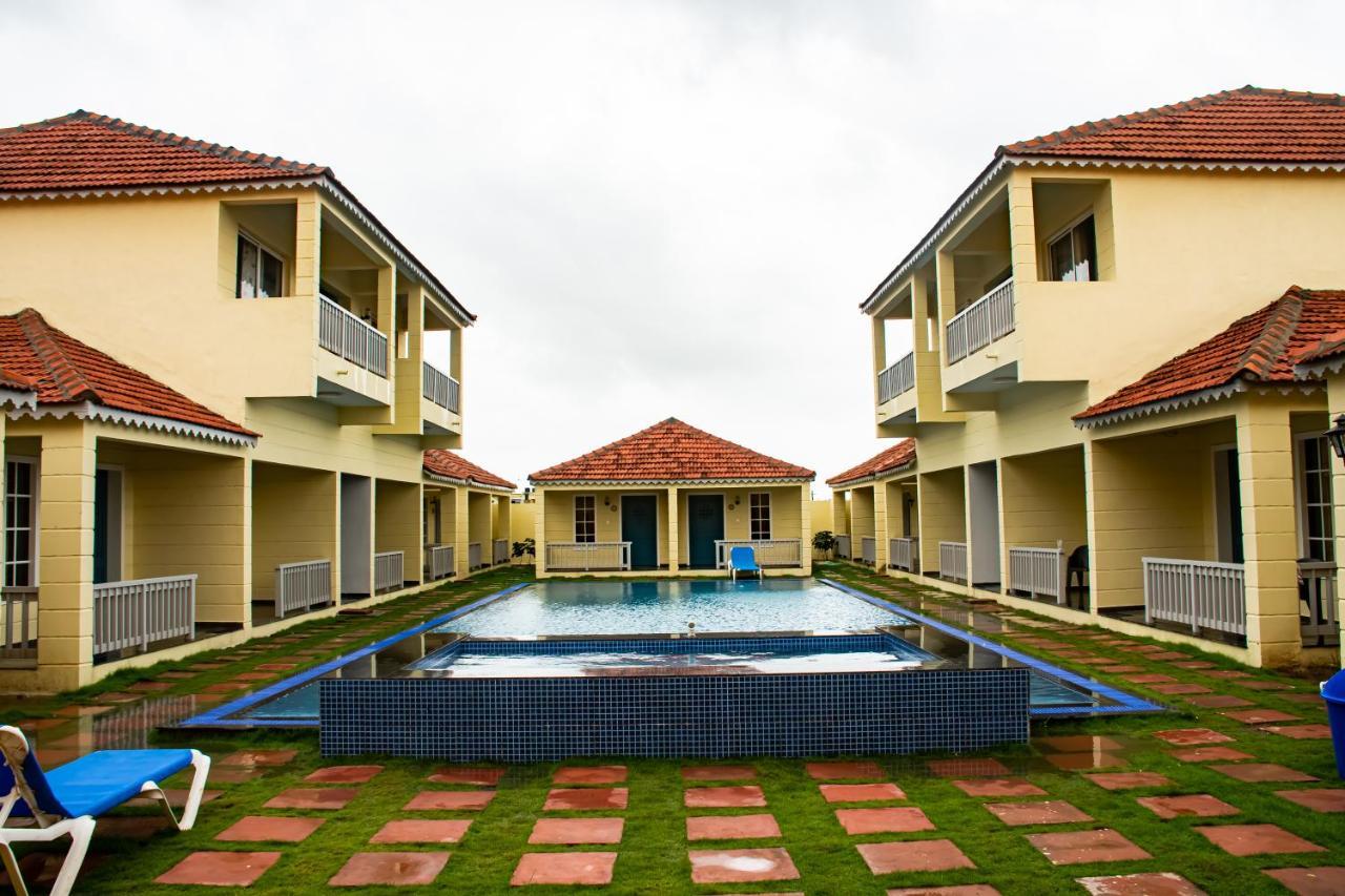 The Village Resort Mundra Bagian luar foto