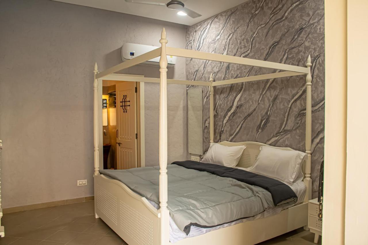 The Village Resort Mundra Bagian luar foto