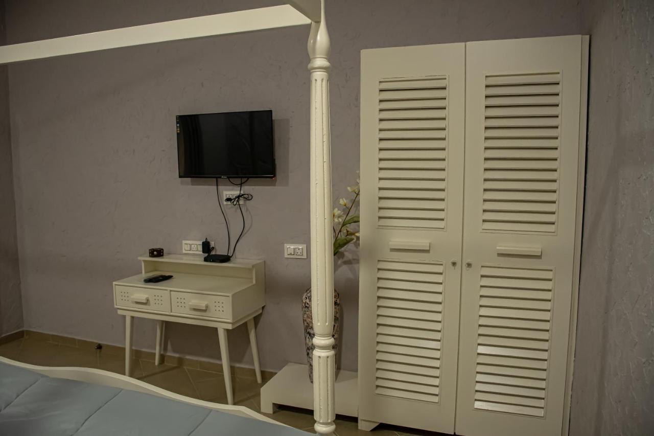 The Village Resort Mundra Bagian luar foto