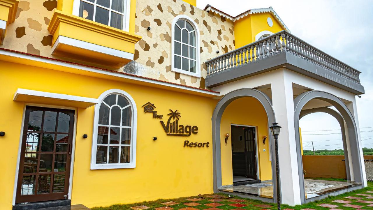 The Village Resort Mundra Bagian luar foto