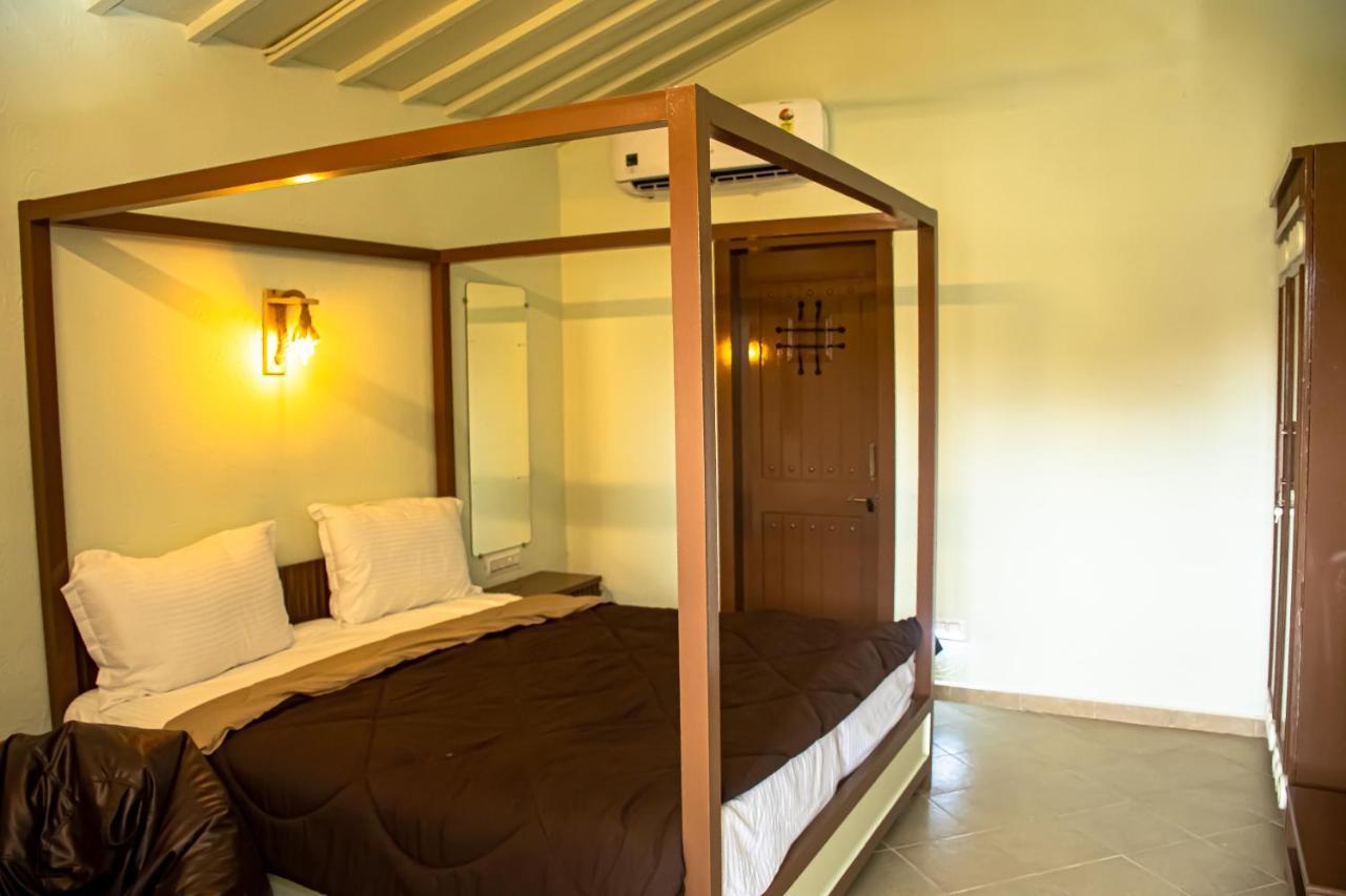 The Village Resort Mundra Bagian luar foto