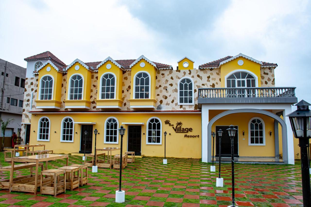 The Village Resort Mundra Bagian luar foto