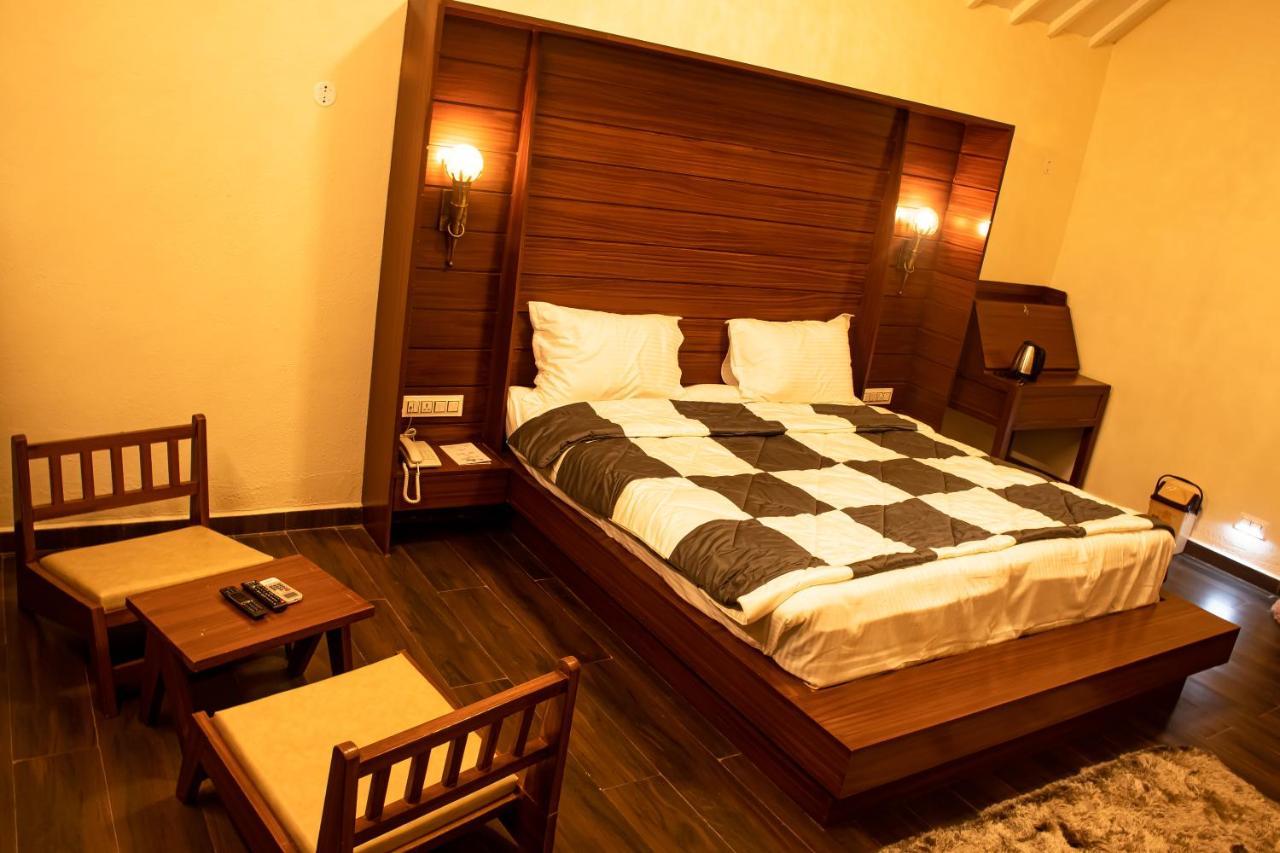 The Village Resort Mundra Bagian luar foto